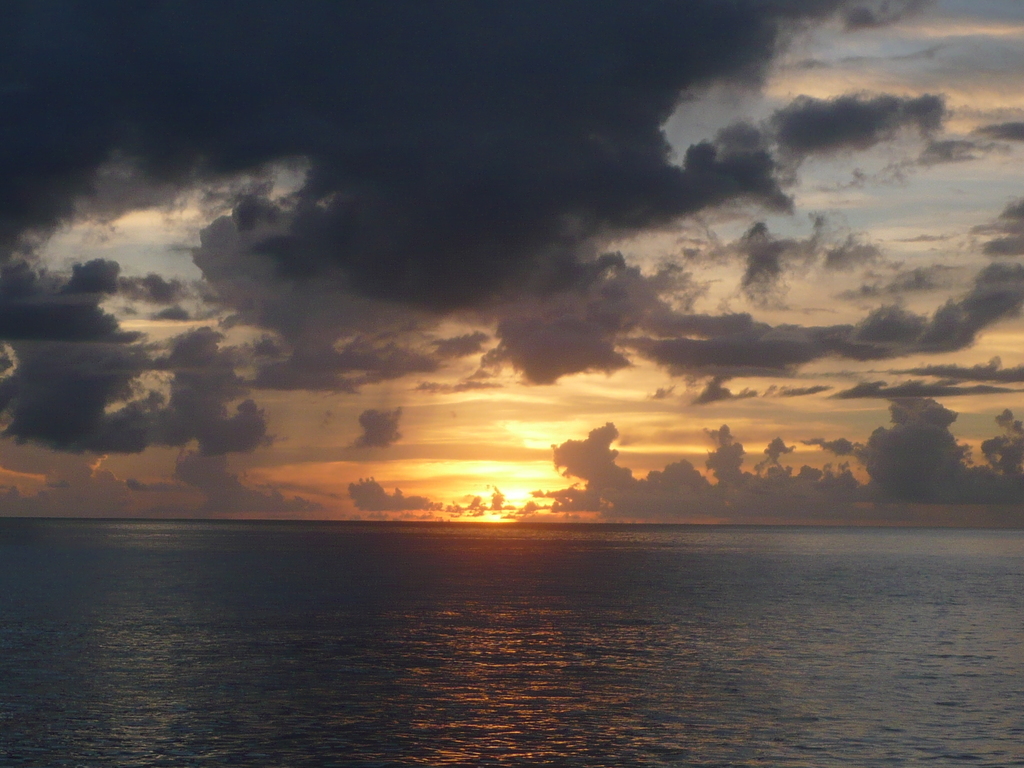 ../photos/2016_Guadeloupe/photo_20161029_234153_152_Couche_soleil.JPG